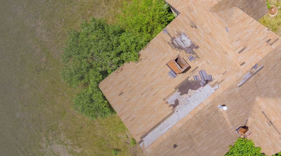 Why choose SurgeLift Crew for water damage restoration in La Verne